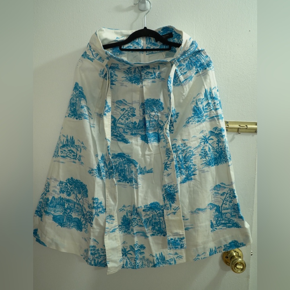 Beautiful circle skirt landscape print.